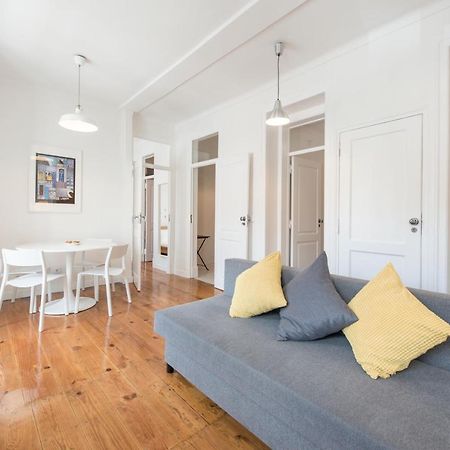 Cozy Apartment With Castel View Lisboa Екстериор снимка