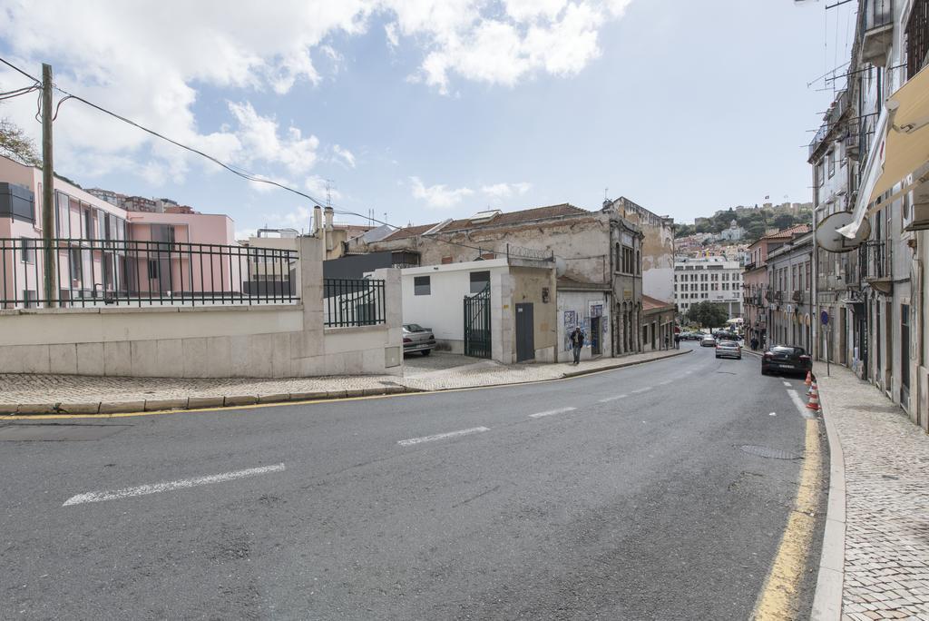 Cozy Apartment With Castel View Lisboa Екстериор снимка
