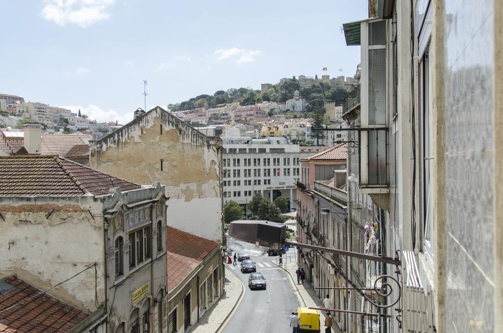 Cozy Apartment With Castel View Lisboa Екстериор снимка